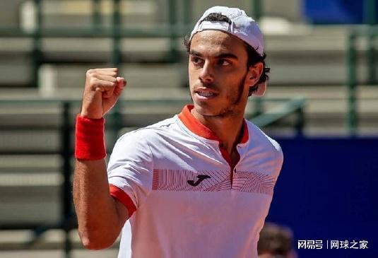 能取决于 能取决于